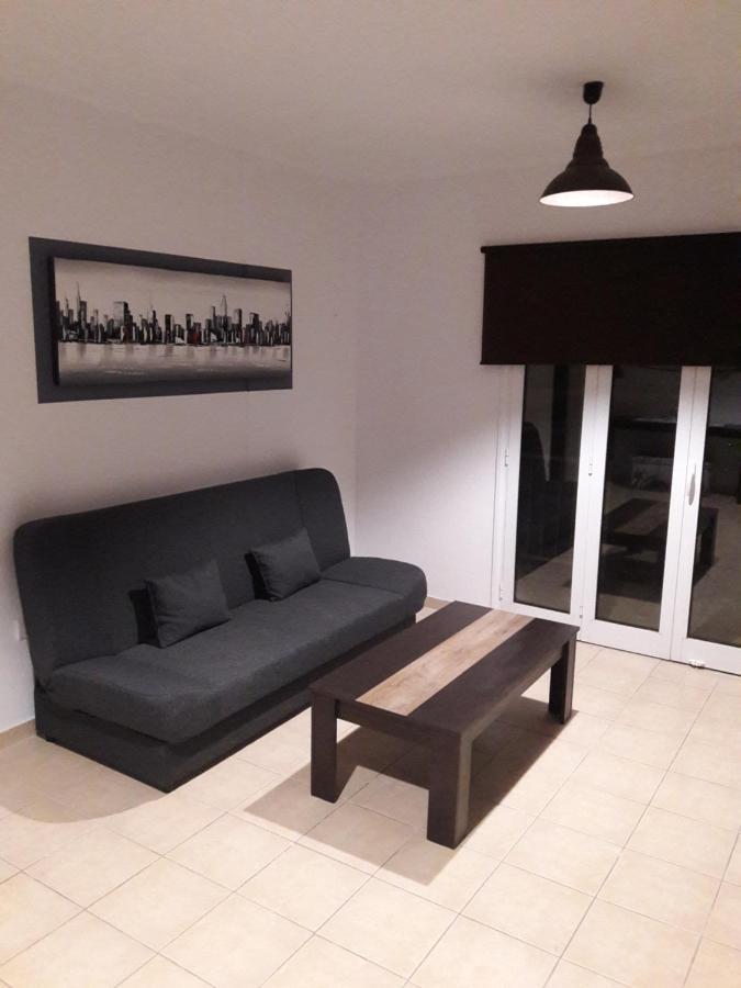 Holiday Home Ларнака Экстерьер фото